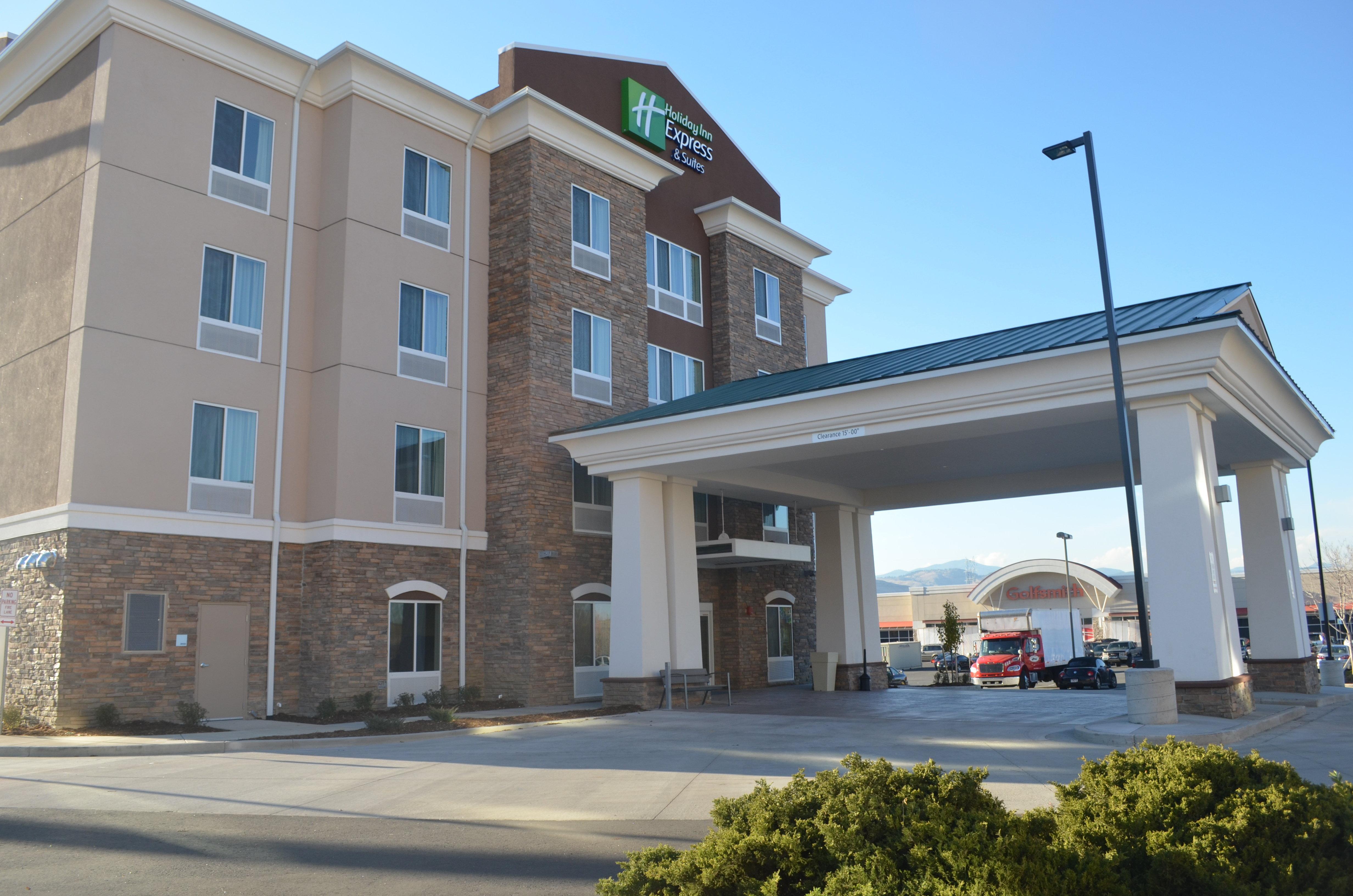 Holiday Inn Express & Suites Golden By Ihg Exterior photo